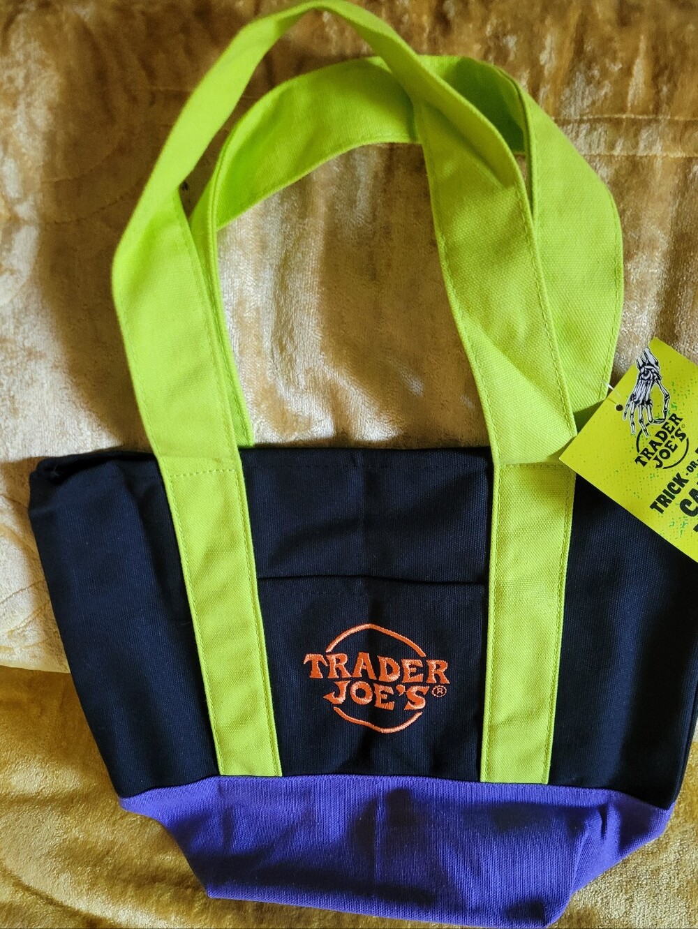 Trader Joe's Halloween Limited Edition MINI TOTE BAGS, Set Of 3, New With Tags - Picture 7 of 11